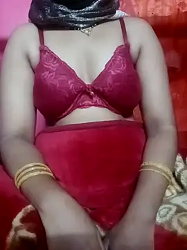 Snapshot of YourHotRandi chatting on October 2025 06:39:01 PM YourHotRandi online show from October 2025 06:39:01 PM