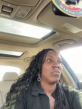 Yoshibaby2670 online show from February 2025 07:00:01 PM