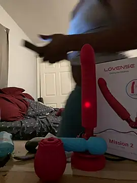 Yoshibaby2670 online show from February 2025 04:25:02 AM