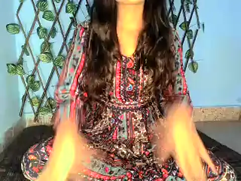 Snapshot of SIYA_MAVI chatting on January 2025 12:13:02 PM SIYA MAVI online show from January 2025 12:13:02 PM