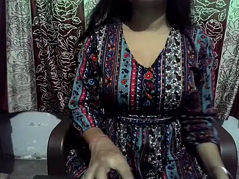 Snapshot of SIYA_MAVI chatting on October 2025 02:21:02 AM SIYA MAVI online show from October 2025 02:21:02 AM