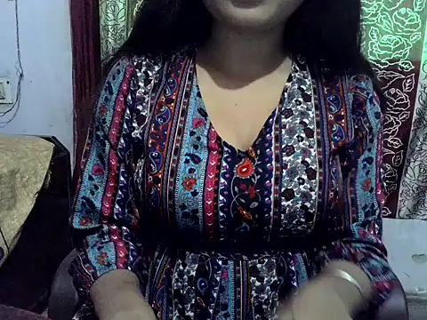 Snapshot of SIYA_MAVI chatting on November 2025 04:36:02 AM SIYA MAVI online show from November 2025 04:36:02 AM