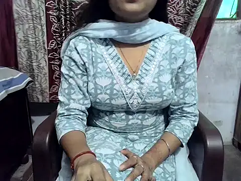 SIYA MAVI online show from May 2026 01:54:02 AM