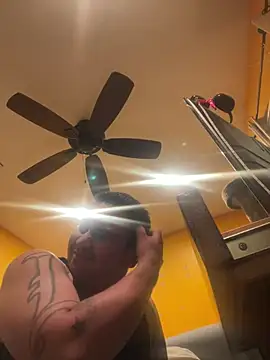 Snapshot of LA_cloudzzpnp chatting on January 2025 11:19:02 AM LA cloudzzpnp online show from January 2025 11:19:02 AM