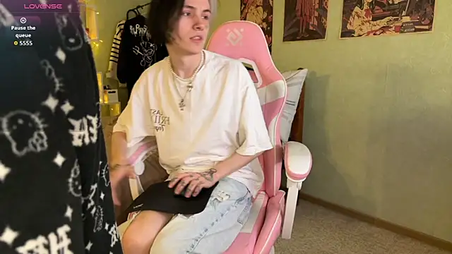 Snapshot of VeryRare_TwinS chatting on November 2025 02:54:02 AM VeryRare TwinS online show from November 2025 02:54:02 AM