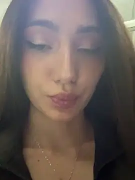 Snapshot of Maddy_Jones chatting on January 2025 05:11:01 AM Maddy Jones online show from January 2025 05:11:01 AM