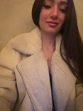 Snapshot of Maddy_Jones chatting on January 2025 12:16:02 AM Maddy Jones online show from January 2025 12:16:02 AM