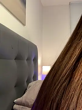 Snapshot of Maddy_Jones chatting on September 2025 01:17:01 AM Maddy Jones online show from September 2025 01:17:01 AM