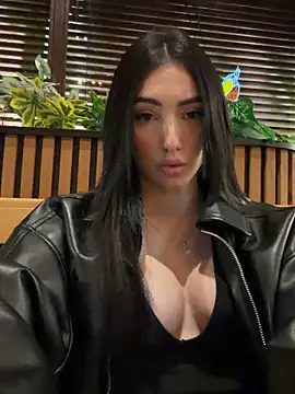 Snapshot of Maddy_Jones chatting on February 2026 02:26:01 AM Maddy Jones online show from February 2026 02:26:01 AM