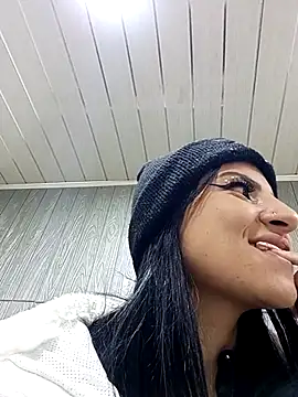 Anniee x online show from March 2026 12:23:02 PM