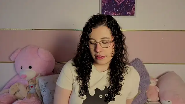 Snapshot of Charlotte__Miller chatting on December 2025 11:48:01 AM Charlotte Miller online show from December 2025 11:48:01 AM