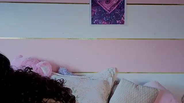 Snapshot of Charlotte__Miller chatting on January 2026 11:45:02 AM Charlotte Miller online show from January 2026 11:45:02 AM