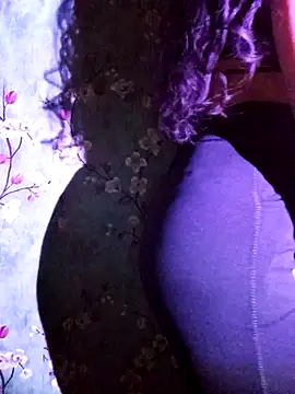 Snapshot of Angelnirvanaa chatting on October 2025 02:18:01 PM Angelnirvanaa online show from October 2025 02:18:01 PM