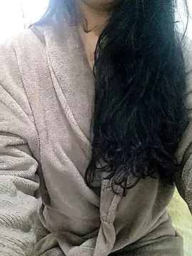 Paoolla online show from October 2025 01:12:01 PM