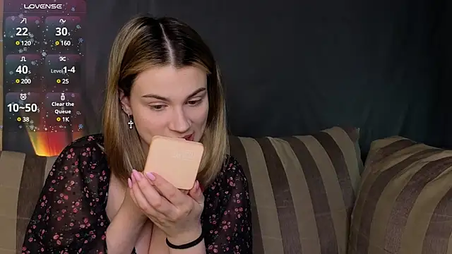 Snapshot of Eternal_Flame chatting on January 2025 09:33:01 PM Eternal Flame online show from January 2025 09:33:01 PM