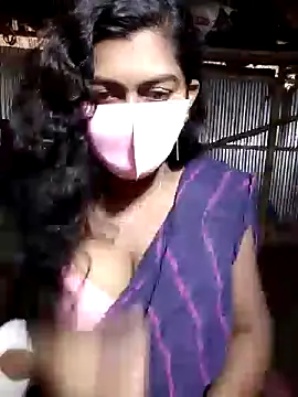 Snapshot of YERY_HOT chatting on January 2025 06:41:02 AM YERY HOT online show from January 2025 06:41:02 AM