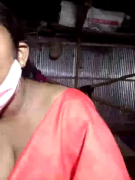 Snapshot of YERY_HOT chatting on January 2025 08:10:02 PM YERY HOT online show from January 2025 08:10:02 PM