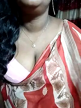 Snapshot of YERY_HOT chatting on March 2025 06:45:02 PM YERY HOT online show from March 2025 06:45:02 PM