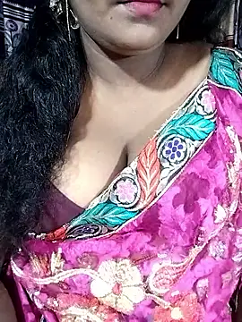 Snapshot of YERY_HOT chatting on September 2025 05:46:01 PM YERY HOT online show from September 2025 05:46:01 PM