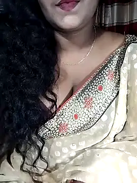 Snapshot of YERY_HOT chatting on October 2025 05:23:02 PM YERY HOT online show from October 2025 05:23:02 PM