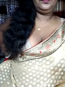 Snapshot of YERY_HOT chatting on October 2025 05:23:02 PM YERY HOT online show from October 2025 05:23:02 PM