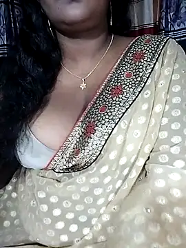 Snapshot of YERY_HOT chatting on October 2025 05:51:02 PM YERY HOT online show from October 2025 05:51:02 PM