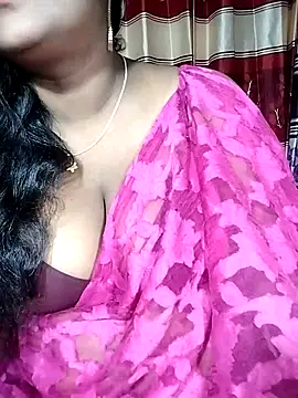 Snapshot of YERY_HOT chatting on November 2025 05:36:02 PM YERY HOT online show from November 2025 05:36:02 PM