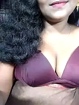 Snapshot of YERY_HOT chatting on March 2026 05:17:02 PM YERY HOT online show from March 2026 05:17:02 PM