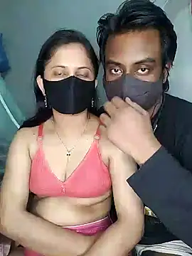 Hot Nila online show from February 2025 07:41:02 PM