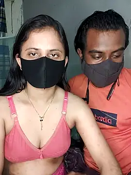 Hot Nila online show from March 2025 05:04:01 PM