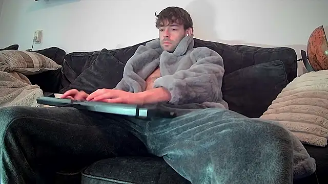 onesieboyx online show from February 2026 11:59:01 AM