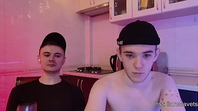 Snapshot of michael_sexdevil chatting on January 2025 12:20:01 PM michael sexdevil online show from January 2025 12:20:01 PM