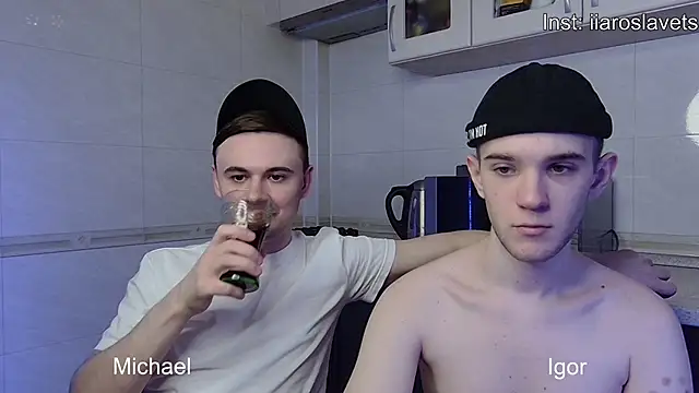 Snapshot of michael_sexdevil chatting on January 2025 03:53:02 PM michael sexdevil online show from January 2025 03:53:02 PM