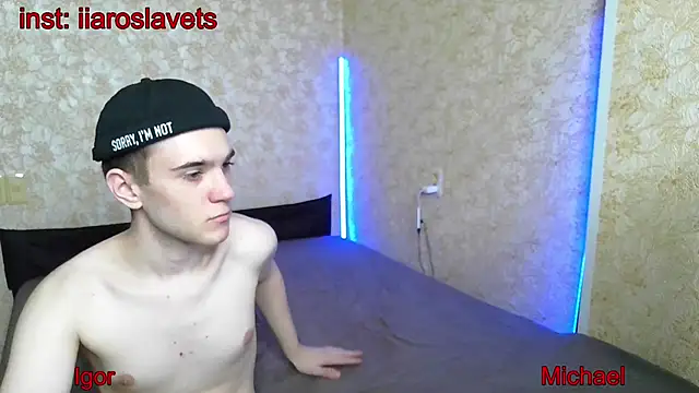 Snapshot of michael_sexdevil chatting on February 2025 03:41:02 PM michael sexdevil online show from February 2025 03:41:02 PM