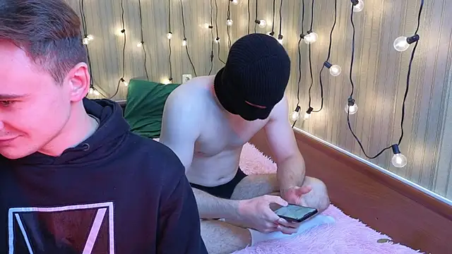 Snapshot of michael_sexdevil chatting on October 2025 07:35:02 PM michael sexdevil online show from October 2025 07:35:02 PM