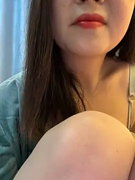 Snapshot of SSSniang- chatting on February 2025 12:33:02 PM SSSniang- online show from February 2025 12:33:02 PM