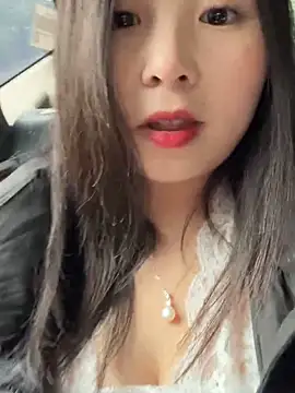 Snapshot of SSSniang- chatting on February 2025 05:23:01 AM SSSniang- online show from February 2025 05:23:01 AM