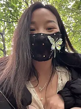 Snapshot of SSSniang- chatting on March 2025 09:36:02 AM SSSniang- online show from March 2025 09:36:02 AM