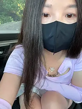 SSSniang- online show from May 2026 12:17:01 AM
