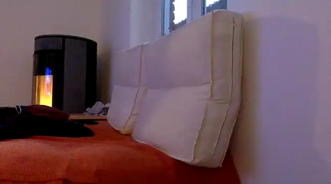 Snapshot of coquin5995 chatting on February 2025 07:07:02 AM coquin5995 online show from February 2025 07:07:02 AM