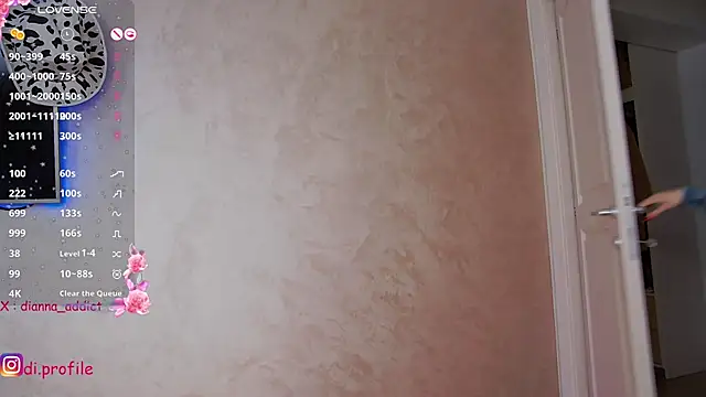 Snapshot of uhlala__ chatting on January 2025 07:42:01 AM uhlala online show from January 2025 07:42:01 AM