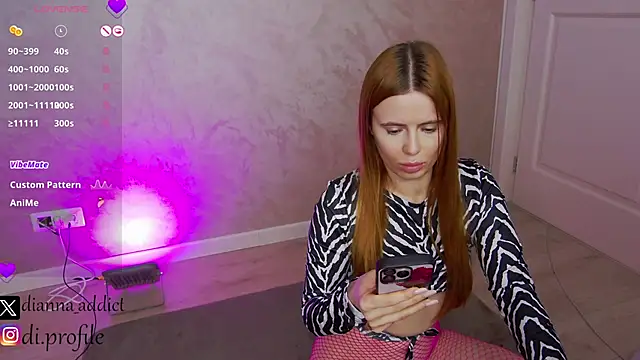 Snapshot of uhlala__ chatting on February 2025 08:12:02 AM uhlala online show from February 2025 08:12:02 AM