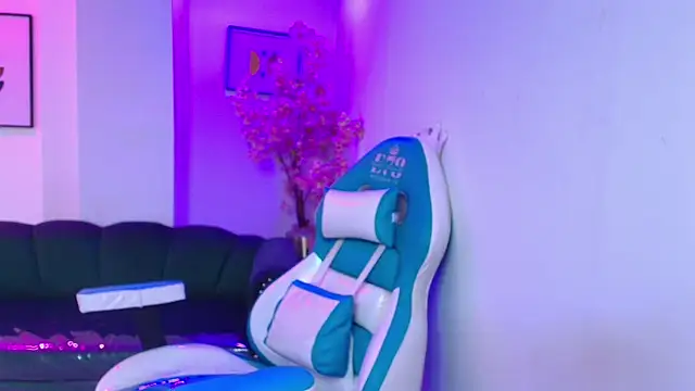 Arianna sweeet online show from April 2026 04:13:02 AM