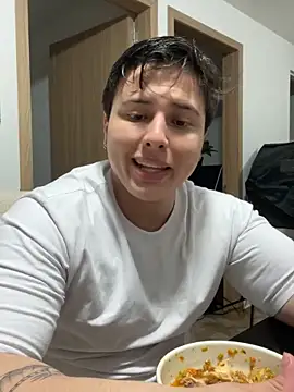 Snapshot of Thom_Ohtani chatting on January 2025 04:44:02 AM Thom Ohtani online show from January 2025 04:44:02 AM