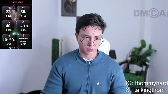 Snapshot of Thom_Ohtani chatting on January 2025 04:28:02 AM Thom Ohtani online show from January 2025 04:28:02 AM