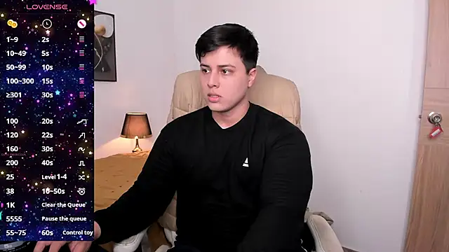 Snapshot of Thom_Ohtani chatting on September 2025 08:24:01 PM Thom Ohtani online show from September 2025 08:24:01 PM