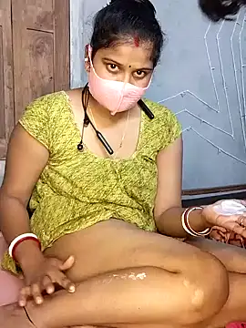 Snapshot of nikitacute23 chatting on February 2025 04:43:01 PM nikitacute23 online show from February 2025 04:43:01 PM