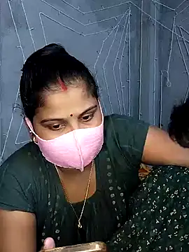 Snapshot of nikitacute23 chatting on February 2025 08:29:01 AM nikitacute23 online show from February 2025 08:29:01 AM