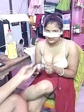 Snapshot of nikitacute23 chatting on February 2025 08:05:01 AM nikitacute23 online show from February 2025 08:05:01 AM