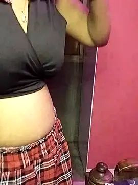 Snapshot of nikitacute23 chatting on February 2025 05:19:02 AM nikitacute23 online show from February 2025 05:19:02 AM